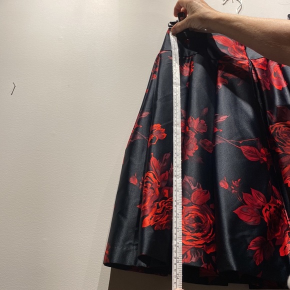 JS Collections skirt - Picture 6 of 6